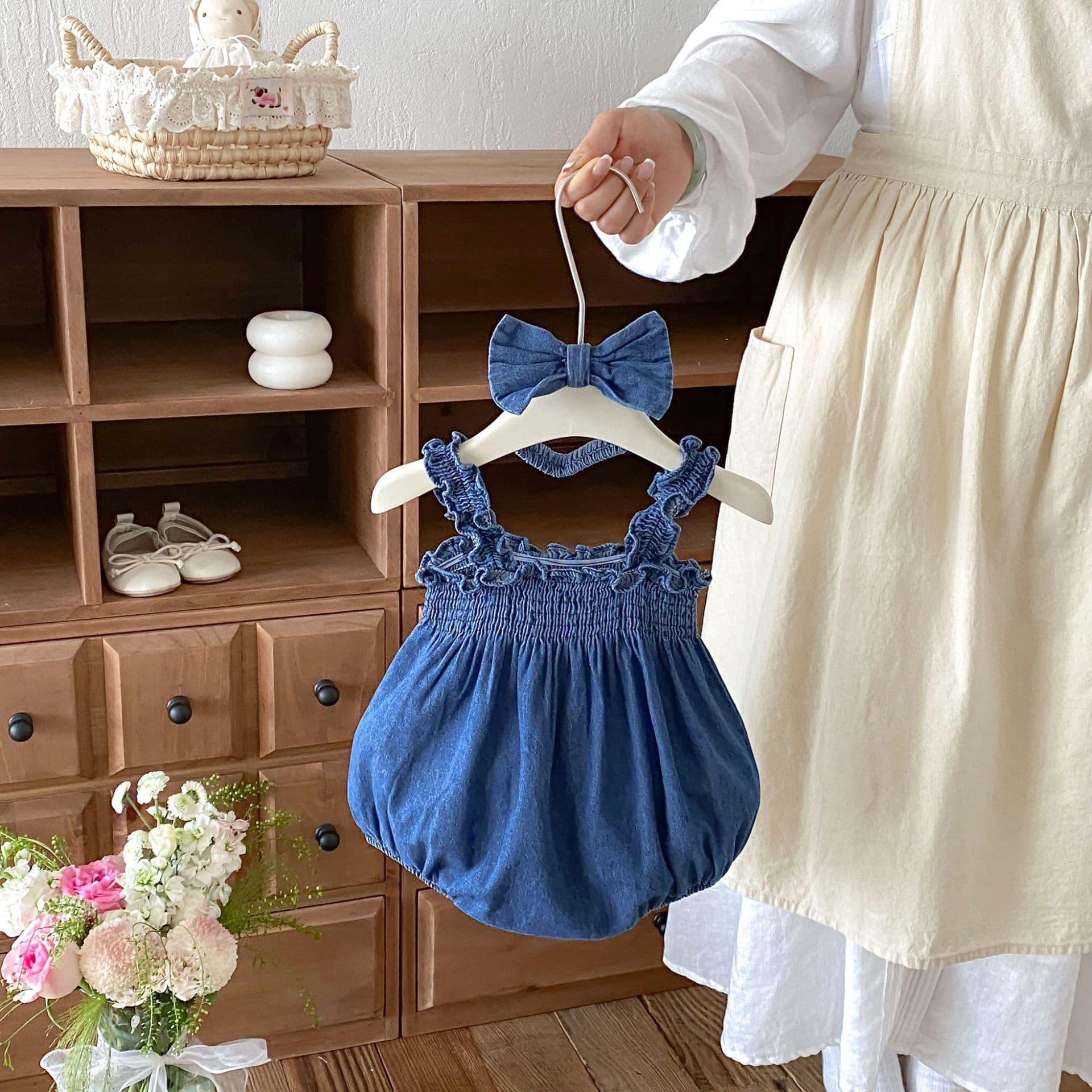 Baby sling triangle bag fart clothes Korean version denim romper new style baby girl summer one-piece clothes summer trend