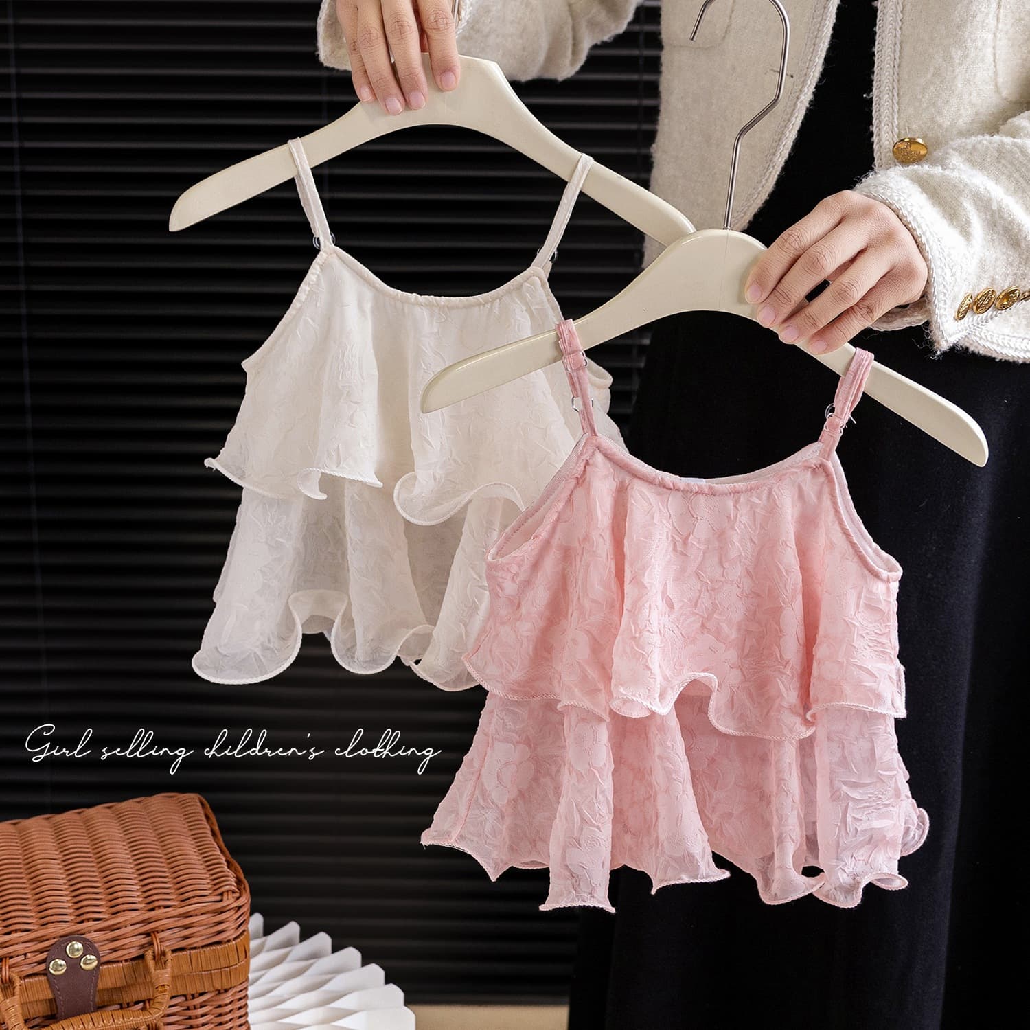 Children's clothing girls' vests children's 2026 new summer Korean style small sling baby girl's fashionable and cool outer tops