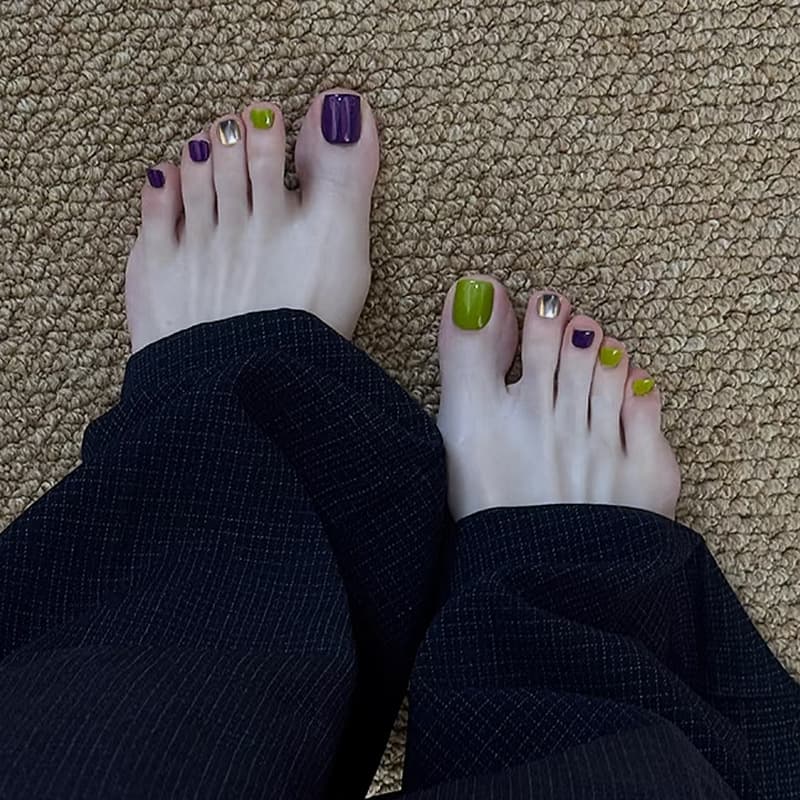 J-352 tea green purple silver fake nails cross-border contrasting colors lively mirror purple green wearable nails wholesale
