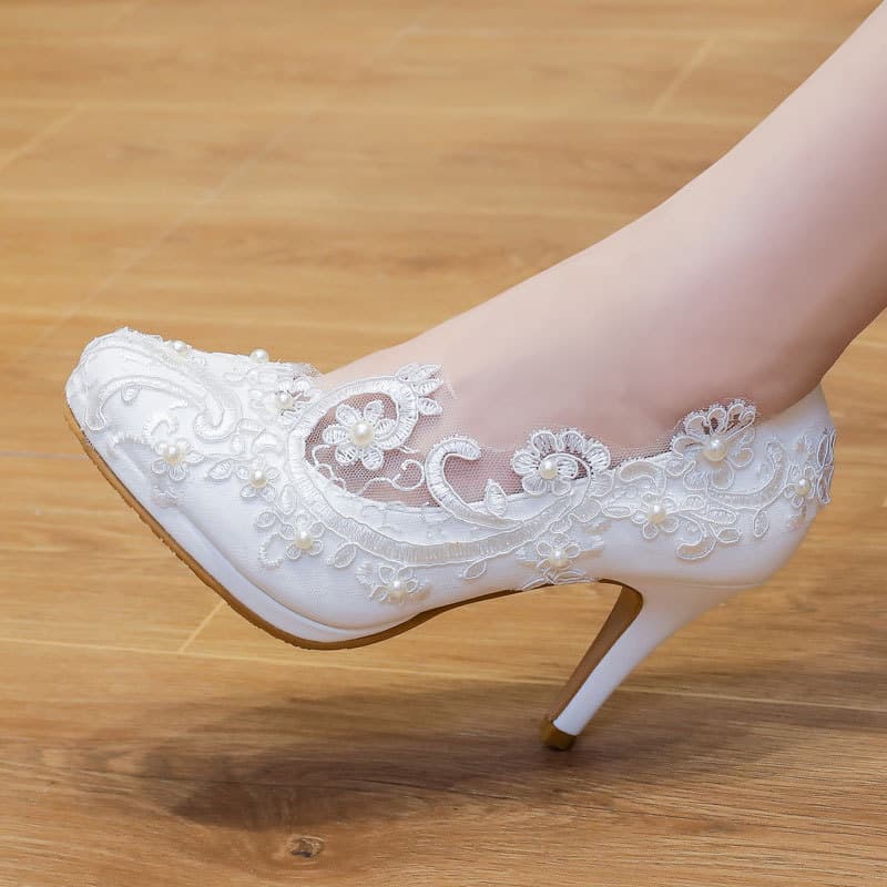 White Lace High Heels with Platform, Round Toe, Shallow Mouth, Wedding Shoes, Large Size, Handmade Pearl Bridal Shoes Direct Sale