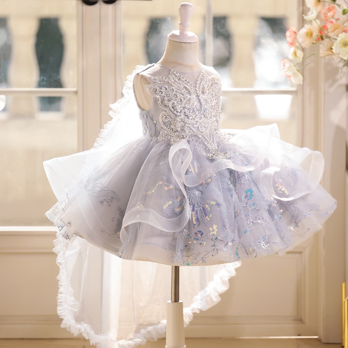 Beautiful children's dress 2026 new summer one-year-old baby girl's birthday birthday party princess dress flower girl gauze dress