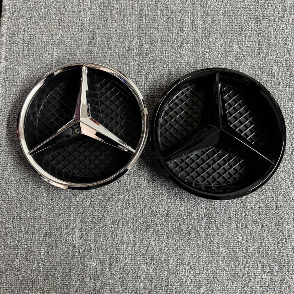 For Mercedes-Benz W205 C43 C200 C180 C260 C300 Front Grille Emblem Badge
