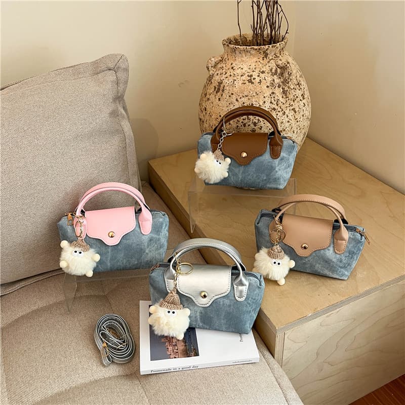 Trendy Korean-style small square handbag for women, 2026 summer new color-block shoulder bag, versatile crossbody bag
