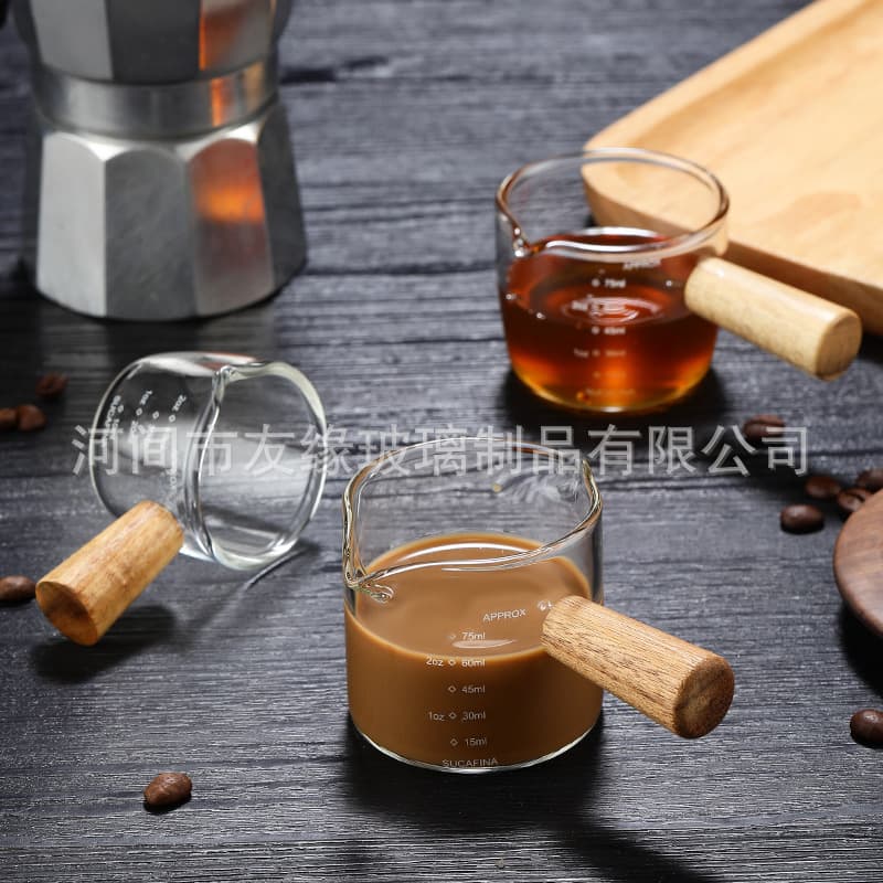 Glass Milk Pitcher Small Creamer Coffee Measuring Cup with Scale Ounce Cup Dipping Sauce Dish Espresso Extraction Small Milk Cup