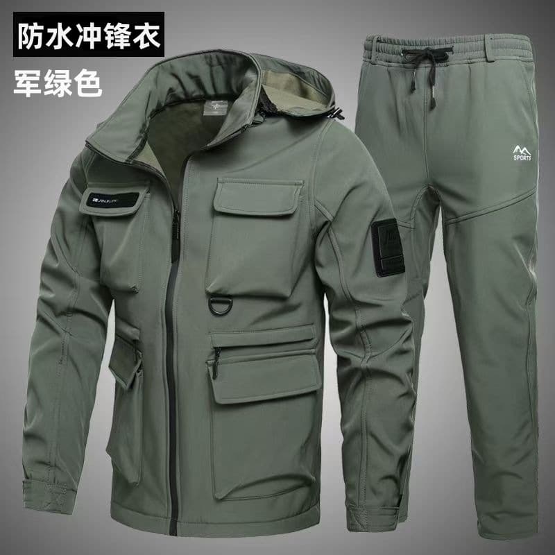 Cross-border waterproof windbreaker, outdoor mountaineering sportswear, softshell tactical hooded loose men's wear-resistant workwear