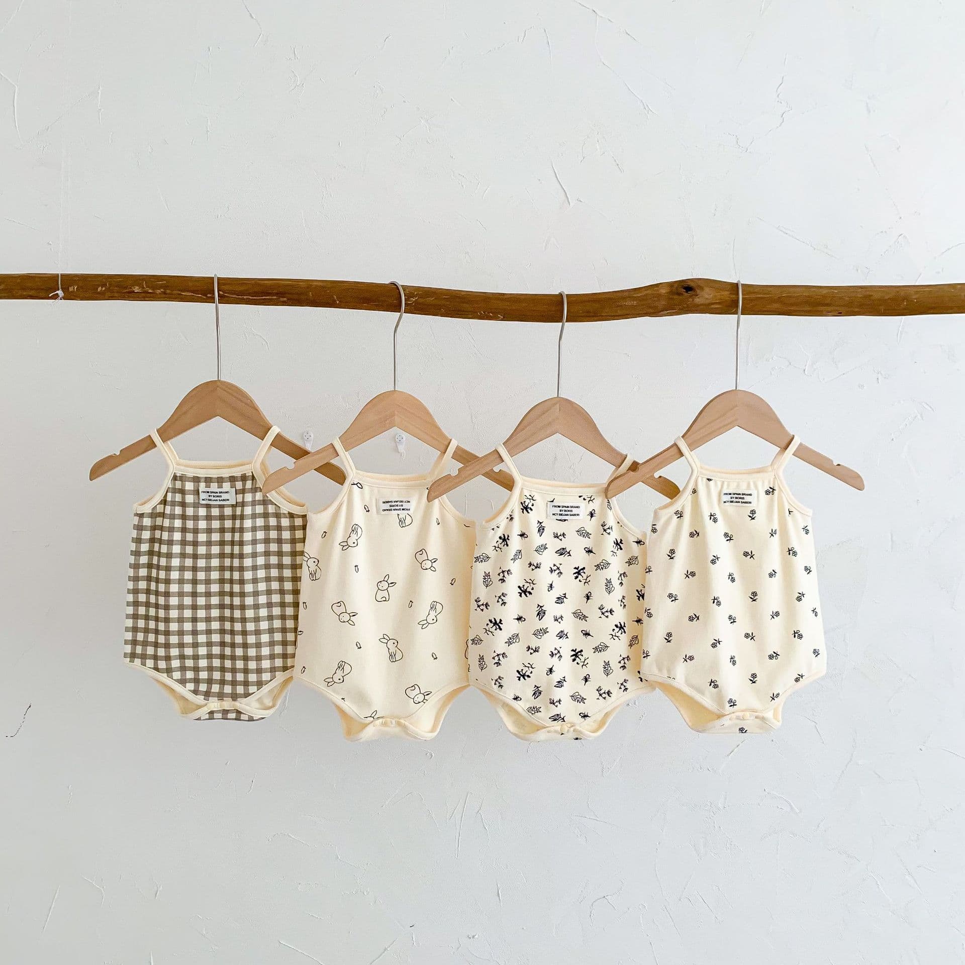 ins summer baby sling bag fart clothes for men and women, triangle vest, crawling clothes, baby vest, sleeveless jumpsuit