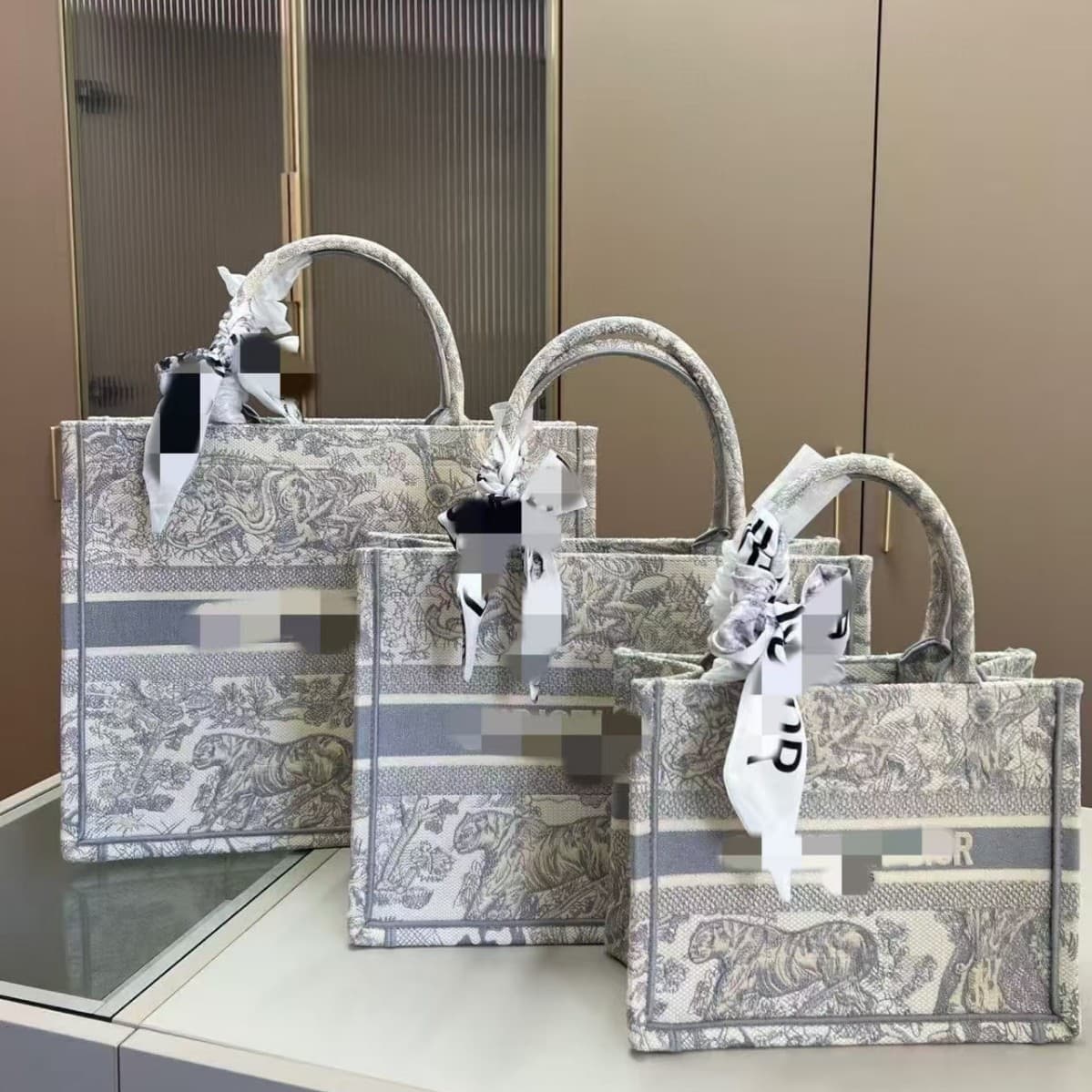 D-House Embroidered Tote Bag Book Handbag Tiger Tote for Women Large Capacity Shopping Bag Gift Box Packaging