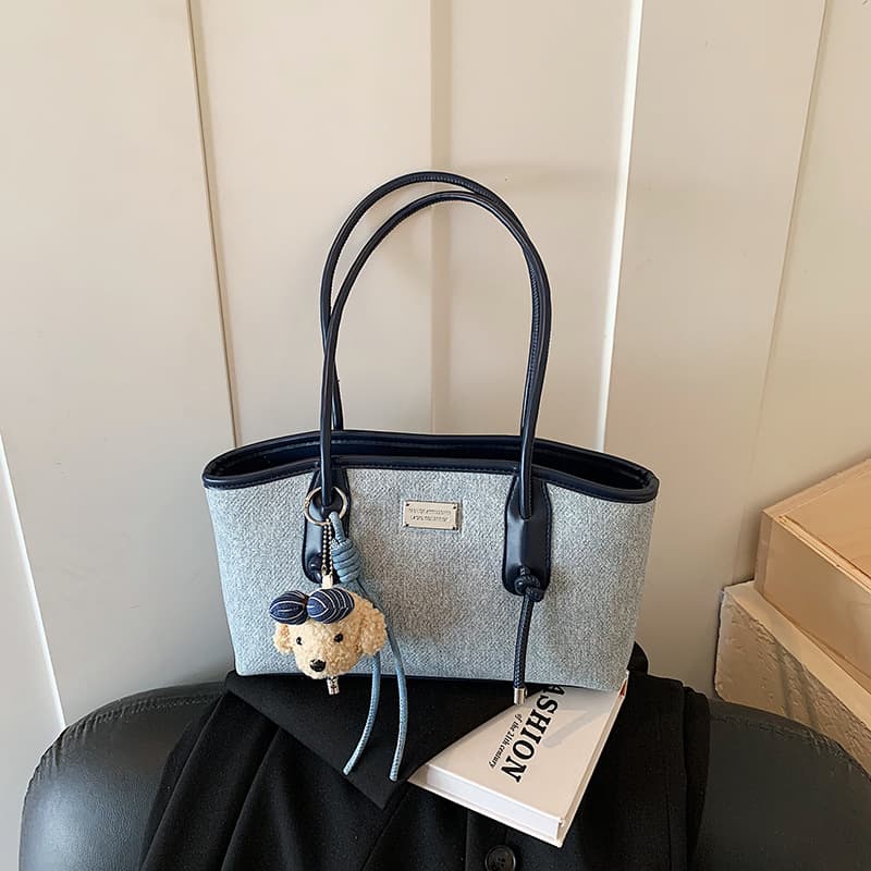 Trendy and Versatile Large-Capacity Tote Bag, Simple and Fashionable Shoulder Bag, Casual Underarm Bag for Women