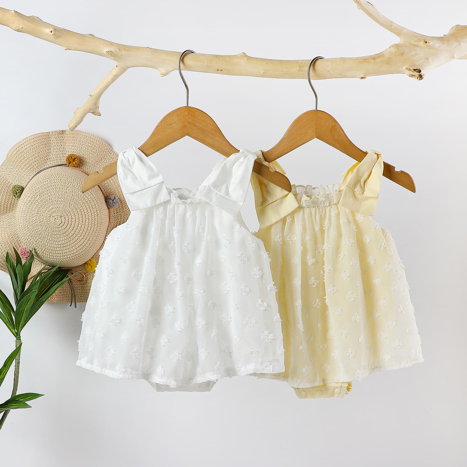 Baby clothing, summer clothing, suspenders, cross-border new products, girls' stylish harem, fashionable jacquard mesh, sweet bow dress