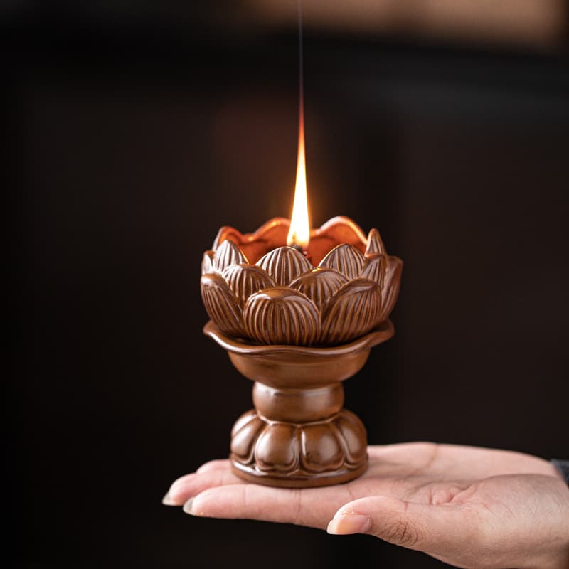 Retro ceramic lotus lamp ornament, household tea tabletop butter lamp base, Buddhist offering eternal flame candle candlestick stand
