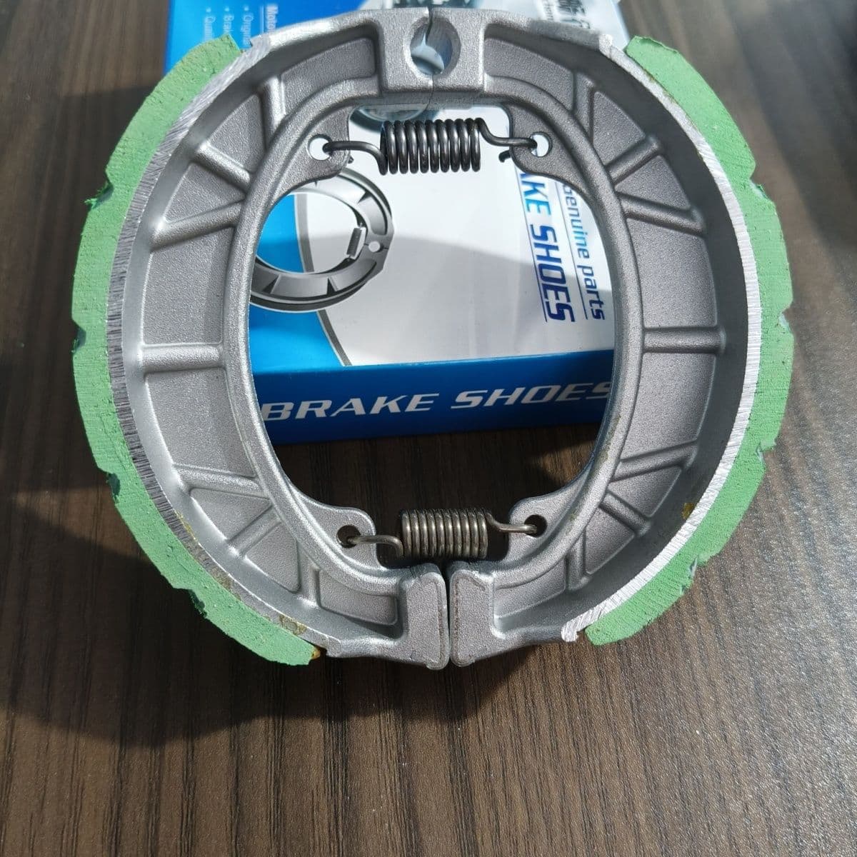 Universal Electric Motorcycle Front and Rear Brake Pads 110 Drum Brake 125 Curved Beam Brake Motorcycle Accessories
