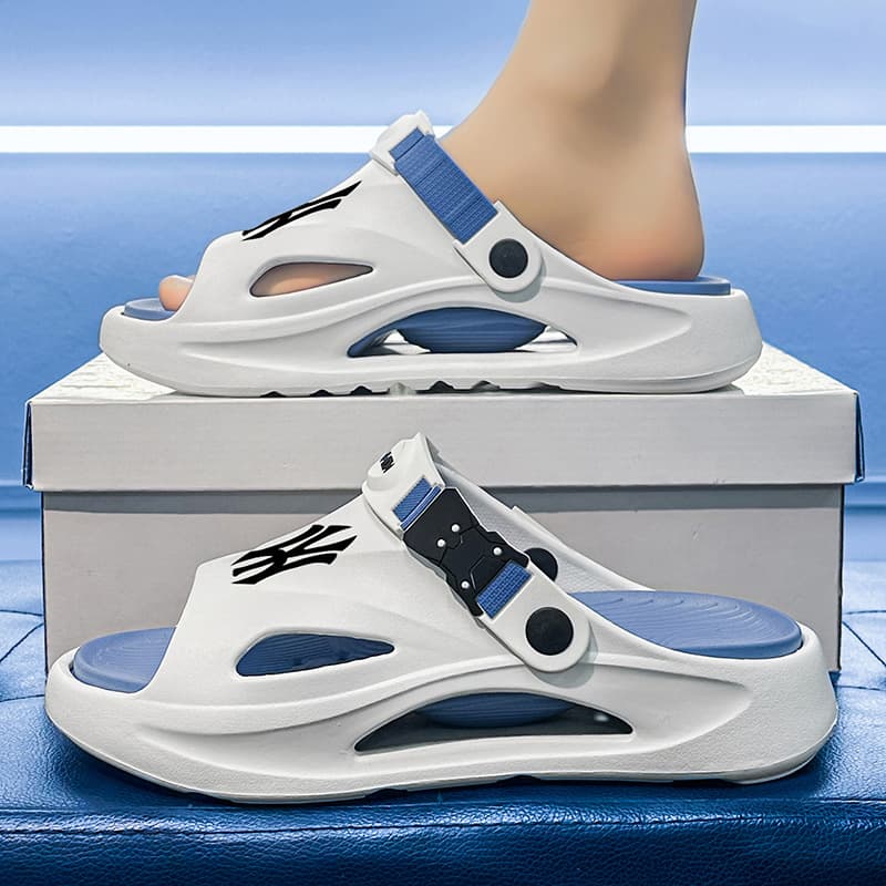 Men's Slippers for Outdoor Wear 2026 New Summer Youth Outdoor Sports Non-Slip Wear-Resistant Driving Beach Flip-Flops