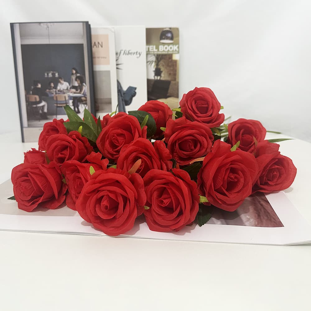 Artificial Rose Single Stem Valentine's Day Photo Prop DIY Silk Rose Home Decoration Fake Flower Ornament