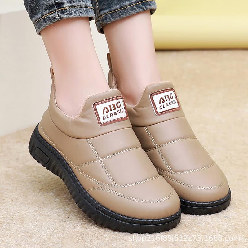 Women's winter cotton shoes, thickened cotton shoes, fleece-lined and warm, PU leather casual non-slip high-top snow boots for middle-aged and elderly women.