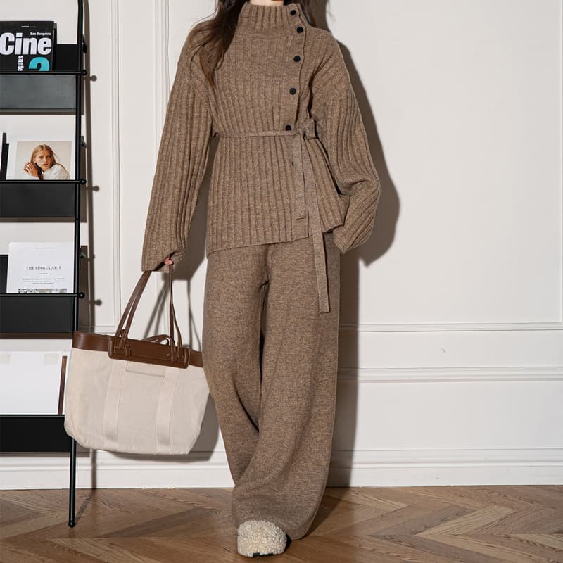 Korean-style minimalist two-piece winter set, lazy knit set for women, 2026 new arrival, tie-knit sweater with wide-leg pants, complete outfit