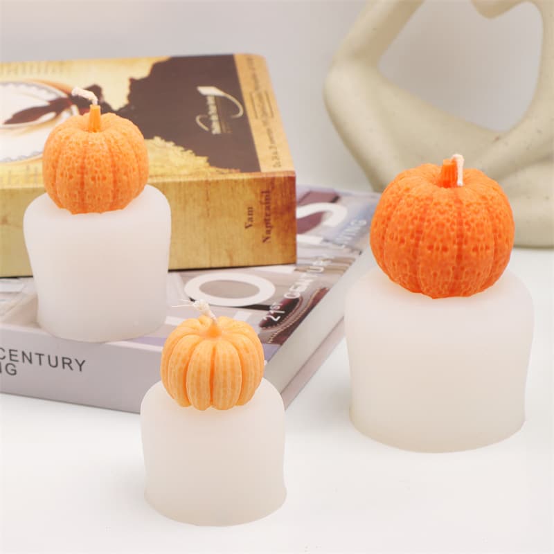 3D Large and Small Pumpkin Silicone Mold DIY Realistic Pumpkin Shaped Candle Plaster Halloween Home Decoration