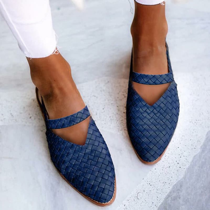 2025 Cross-Border Summer New Style Sandals Export Women's Flat Shoes 40-43 Large Size Pointed Toe Woven Women's Shoes