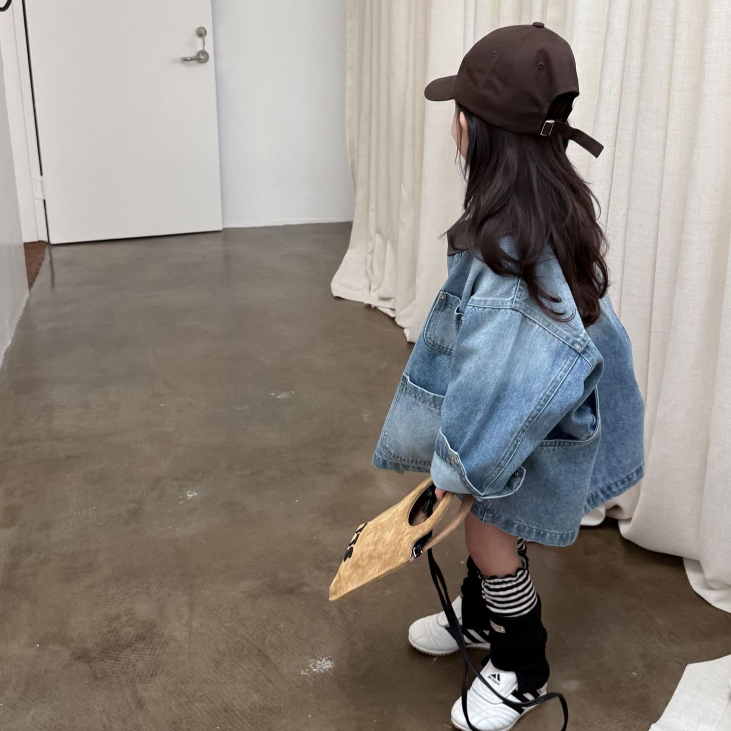 2025 Autumn New Children's Clothing, Korean Style, Girls' Fashionable Mid-Length Denim Shirt/Jacket