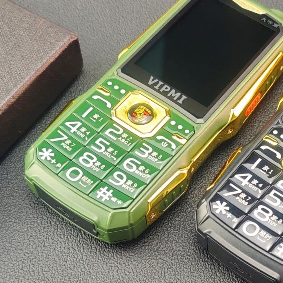 Military-Grade Rugged Phone for the Elderly with Large Battery, Long Standby, Affordable Feature Phone for Students, Fully Compatible with All Networks, 4G
