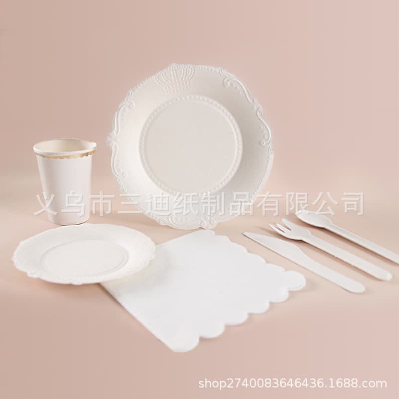 FCM In Stock Disposable Crown Print Thickened Pulp Plate Paper Cup Tissue Knife Fork Spoon Set Cross-Border Hot