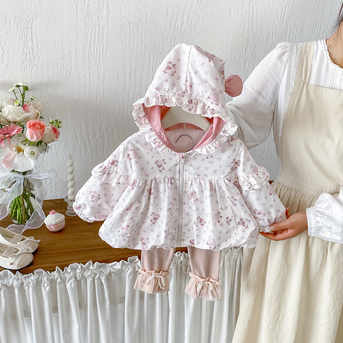 Dianxi Autumn Infant Korean-Style Cartoon Print Hooded Jacket with Foot-Cuff Tulle Panel Leggings Two-Piece Set for Baby Girls