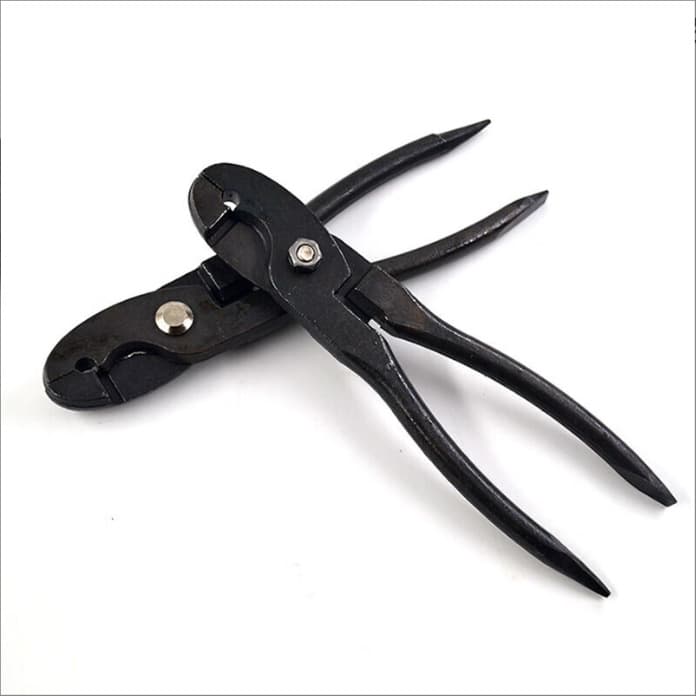Simulation Training Pipe Wrench, Multi-functional Engineer Pliers for Mock Demolition Drills