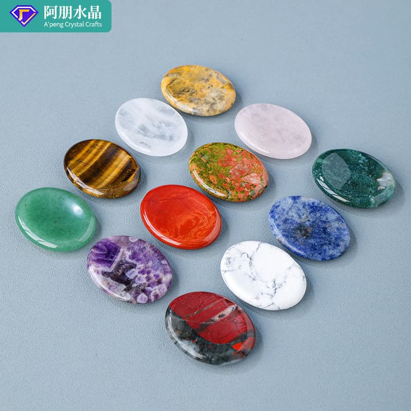 Natural Crystal Oval Worry Stone Thumb Stone Pressure Relief Tool for Stress Relief And Acupoint Massage Handheld Piece