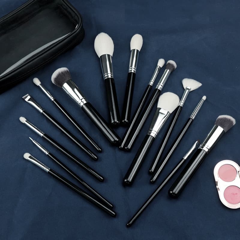Professional 15-Piece Makeup Brush Set with Real Animal Hair for Beauty Schools And Cosmetologists Complete Set of Makeup Tools