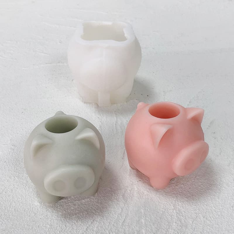 Cute Pig Aromatherapy Candle Silicone Mold DIY Animal Candle Holder Plaster Resin Decoration Pig Candle Mold