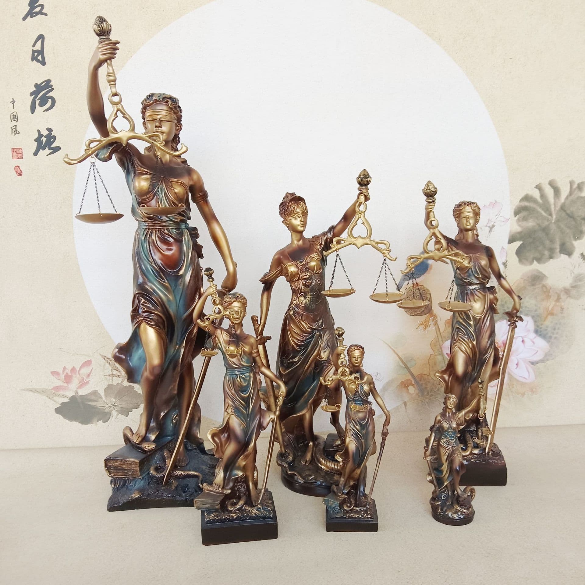 Lady Justice Resin Thinker Style Abstract Sculpture Figurine Home Lawyer Office Desk Decor