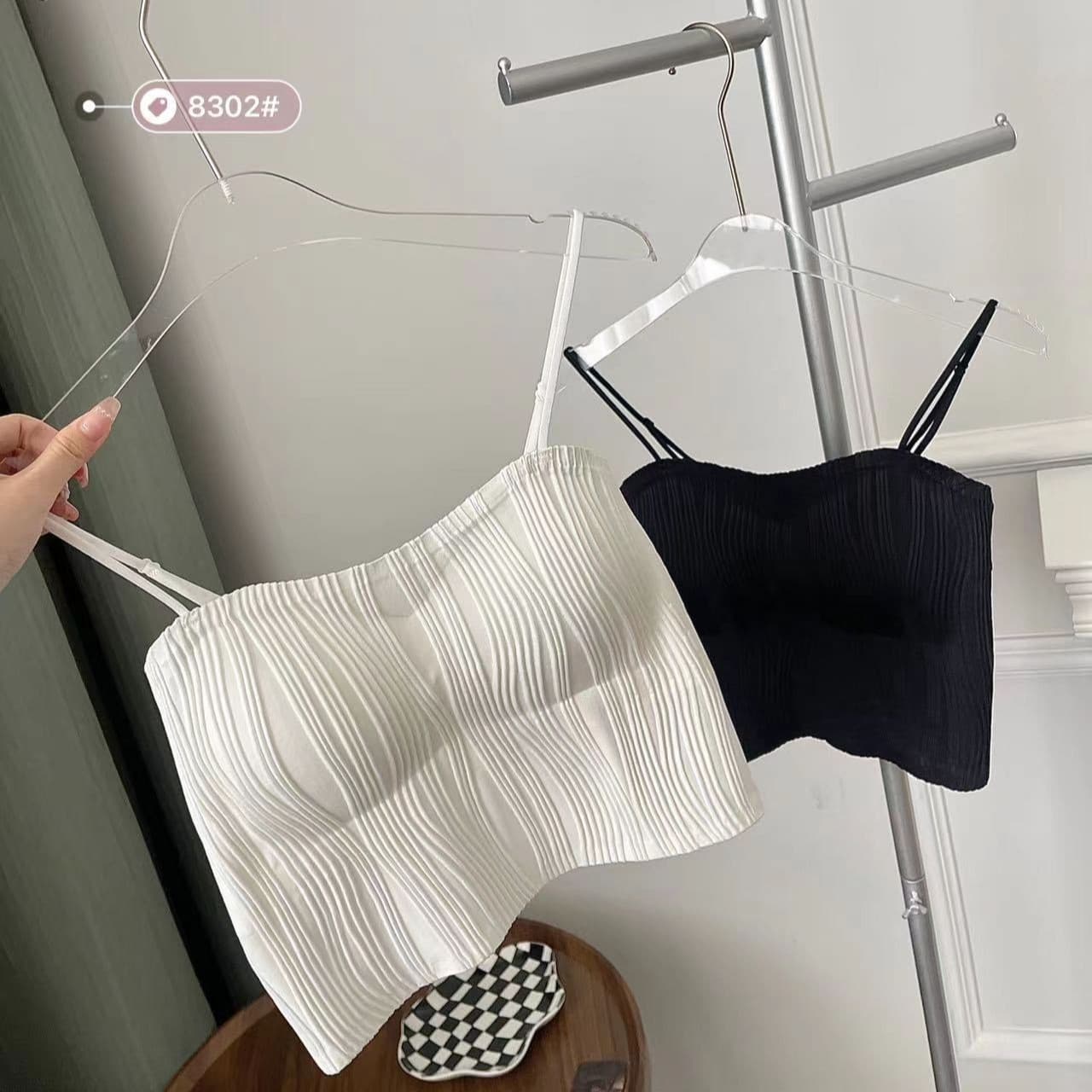 Ribbed Texture Seamless Camisole Top Adjustable Thin Straps Built-in Bra Women