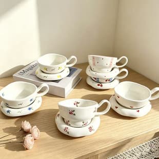 French Vintage High Ear Hand-Painted Small Flower Branch Ceramic Coffee Cup High Appearance Latte Cup Breakfast Cup Mug