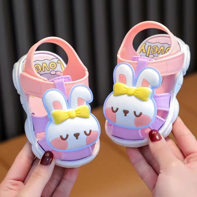 Children's Summer Sandals for Boys and Girls, Baby Toddler Walking Shoes, Plastic Closed-Toe Sandals Wholesale