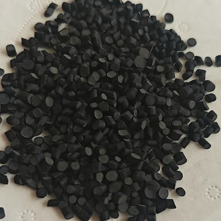 Recycled black granules, recycled PVC plastic granules, PVC sealing strip granules, soft recycled plastic granules