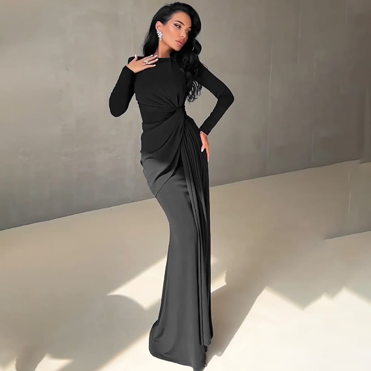 2025 New Autumn/Winter European and American Cross-Border Elegant Fashion Long-Sleeve Twisted Solid Color Dress Wholesale