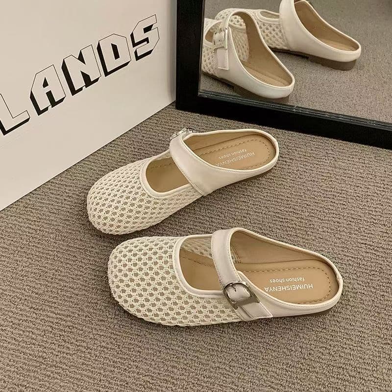 Trendy Hollow Sandals for Dresses 2025 Summer New Hot Style Flat Mesh Half Slippers Ins Breathable Closed-Toe Slippers