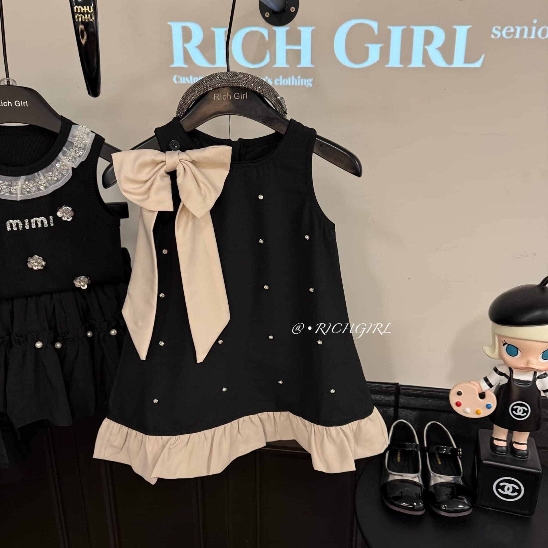 Baby Girl Little Chanel-Style Dress Summer Cool New Sleeveless Beaded Dress Children's Black Princess Dress