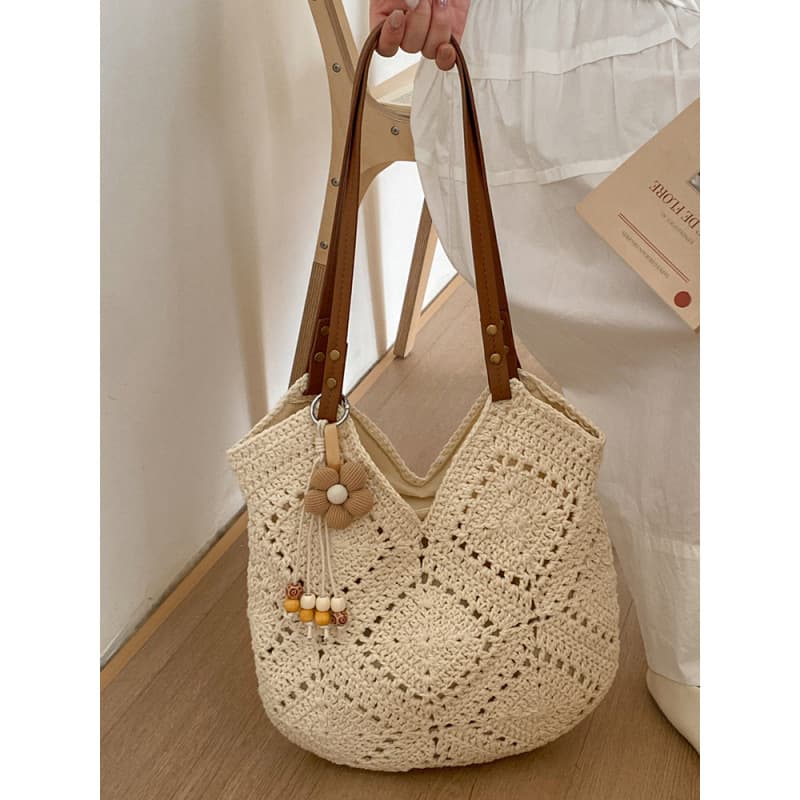 Summer Artistic Handmade Crochet Woven Bag for Women, Large Capacity, Fashionable Hollow-Out Commuter Underarm Bag, Versatile Ins-Style Crossbody Bag