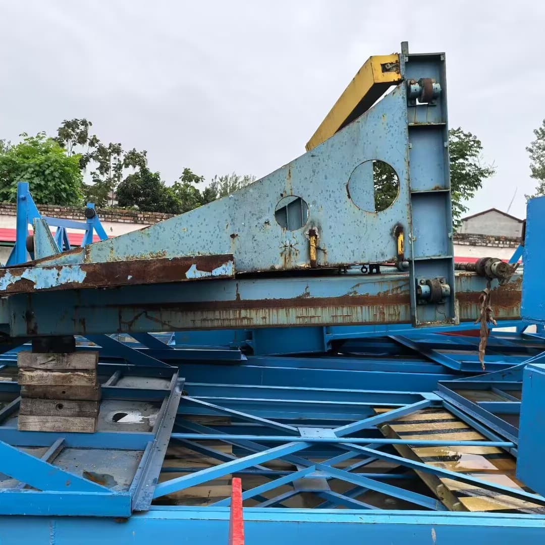 Welding Lifting Platforms, 5 Sets. Fully Automatic Aerial Work Platforms, Low Price Sale