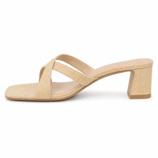 2026 Summer Fashion Sandals Beige Flat Sandals Influencer Same Style Dress Matching Fashion Sandals