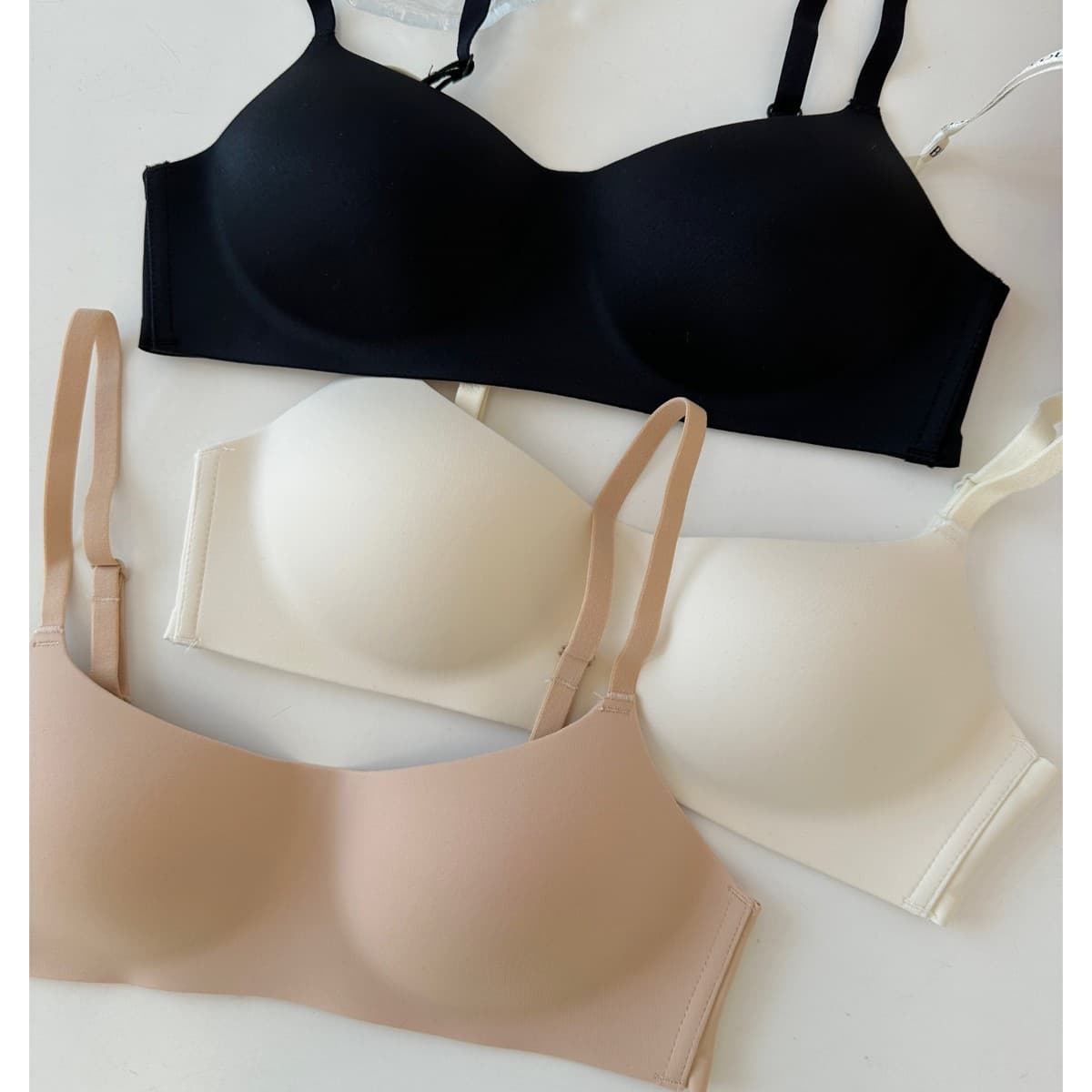 Southeast Asia Cross-Border Women's Seamless Push-Up Bra, Small Bust Uplift Anti-Sagging, Wire-Free One-Piece Top