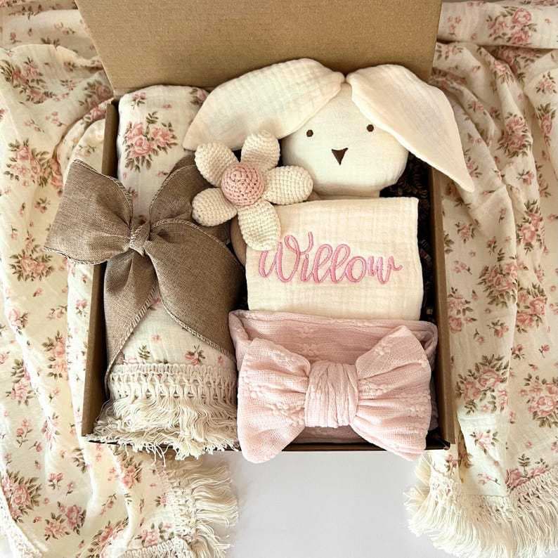 Factory sells cross-border baby gift box set rabbit wool knitted baby comfort toys newborn wholesale