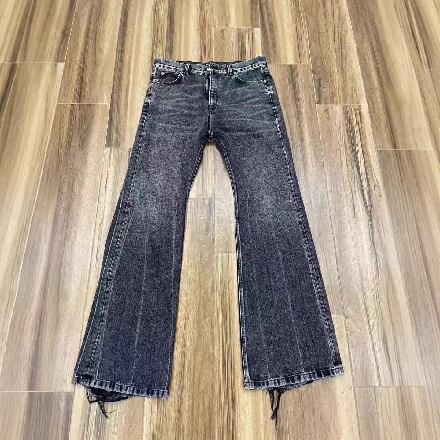 Paris Cow King Demna Flared 22FW Washed Destroyed Distressed Micro Flare Jeans 91yxng Same Style