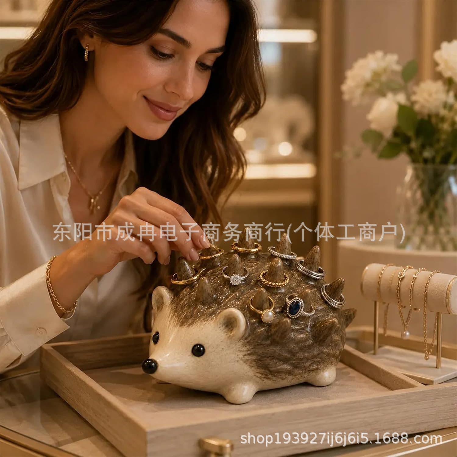 Cross-border New Hedgehog Ring Holder Resin Craft Ornament