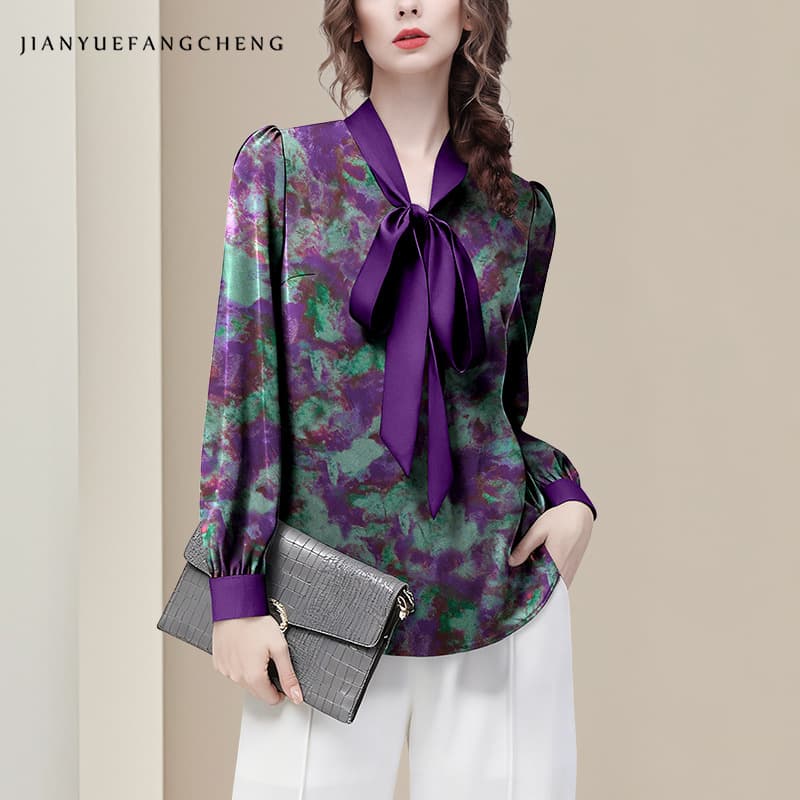 Purple floral elegant satin shirt, base layer, women's commuting style, loose and slimming long sleeve top, 2025 autumn collection