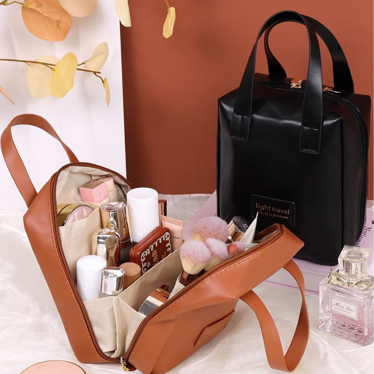 PU shell cosmetic bag, large capacity, niche design, popular ins style, high-looking cosmetics storage bag, portable
