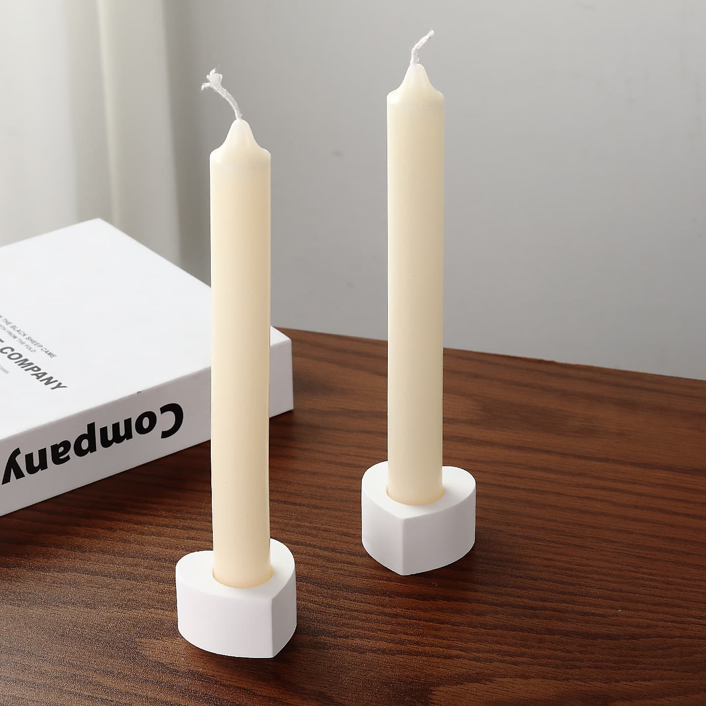 Cross-border exclusive Nordic pure white heart-shaped plaster candle holder romantic ambiance indoor dining table decor ornament