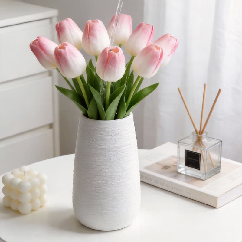 Creative and simple dry flower plastic vase Nordic imitation ceramic hydroponic flower device home TV screen decoration ornaments