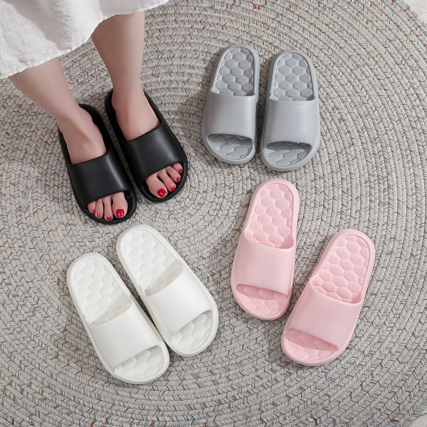 2026 Women's Slippers Summer Soft Sole Massage Bathroom Outdoor Slippers Women's Couple Anti-Slip Home Slippers