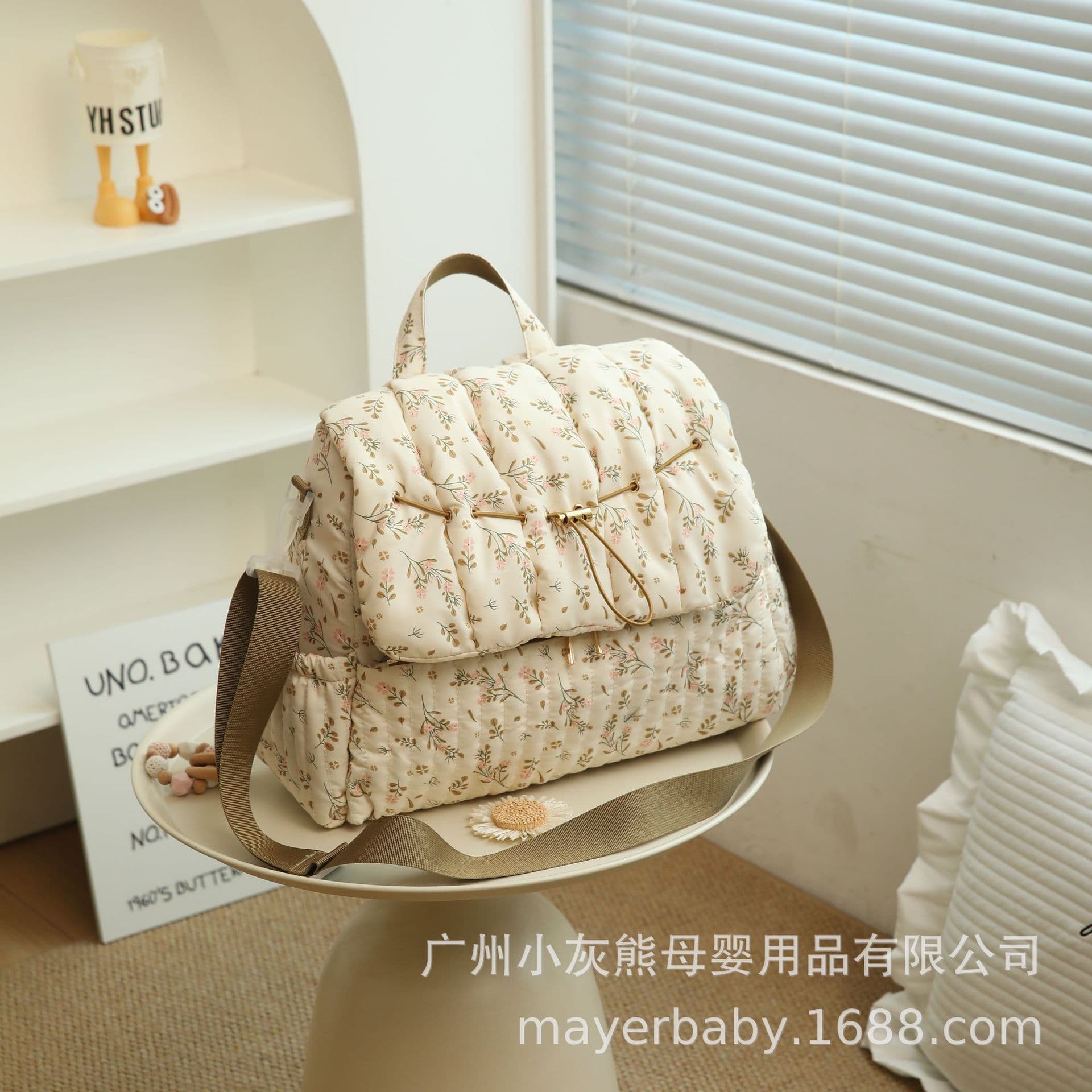 Cross-border fashion bags, mommy diaper bag, bottle backpack, travel outdoor bag, stress-reducing floral woven bag